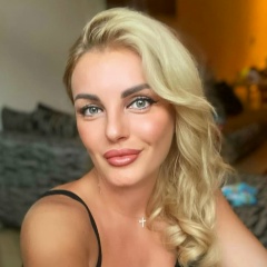 Алена Зюрикова, Москва