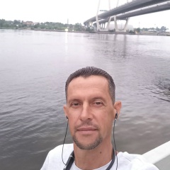 Виктор Иванов, Санкт-Петербург