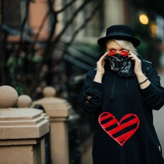 Alena Halushka, 17.07.1982, New York City