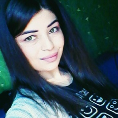 София Ниаури