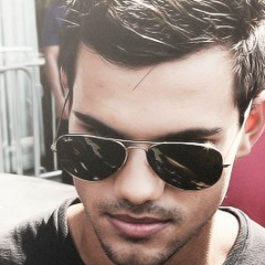 Taylor Lautner, 11.02, Los Angeles