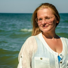 Анна Бусел, Ухта