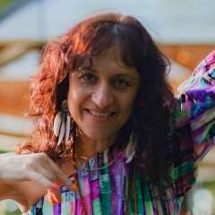 Аня Елясова