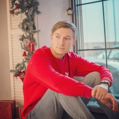 Роман Долганов