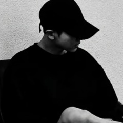 سلافا أ وتشاروف