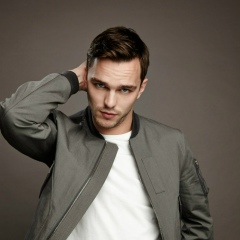 Николас Холт, 07.12.1989