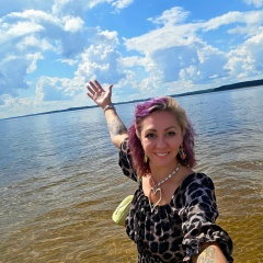 Лена Янышевская, Санкт-Петербург