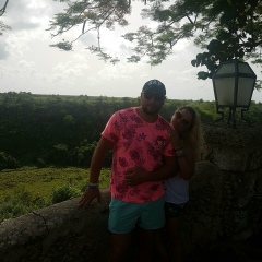 Яна Пескова, Москва