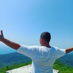 Игорь Деманов