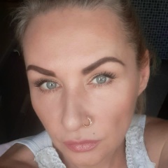 Любовь Карелина, Москва