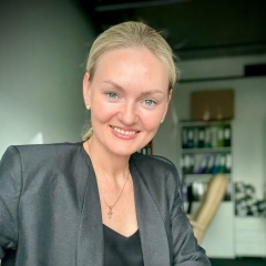 Анастасия Баженова, Москва