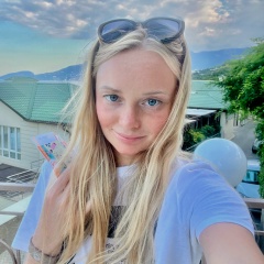 Юлия Скворцова, Москва