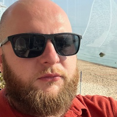 Роман Зверев