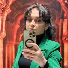 Нурия Муратова, Санкт-Петербург