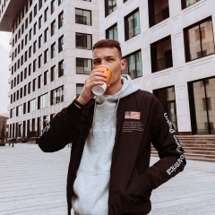 Саша Скворцов, Москва