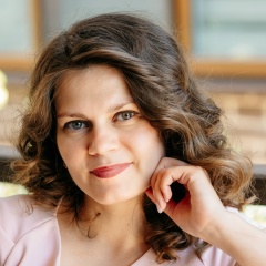 Ульяна Жбанова, Санкт-Петербург