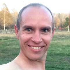 Виталий Елистратов