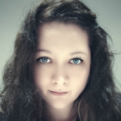 Мира Сосновская, Москва