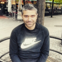 Nika Sinjiashvili, Тбилиси