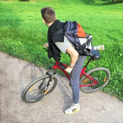 Женя Же, Санкт-Петербург