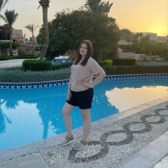 Анна Николаева