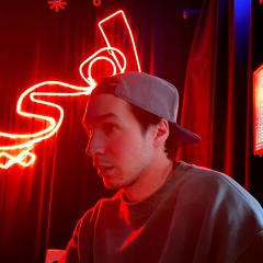 Артем Андросенко, 09.05, Москва