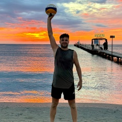 Фрол Фрол, Санкт-Петербург