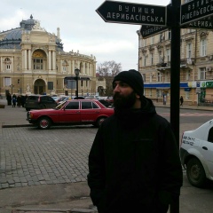 Сергей Назарян, 13.10, Днепр (Днепропетровск)