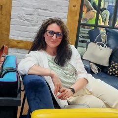 Неля Дряб, Москва