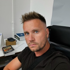 Сергей Сергей, Санкт-Петербург