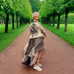 Анна Анна, Москва