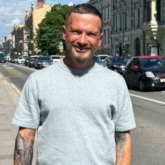 Женя Агеев