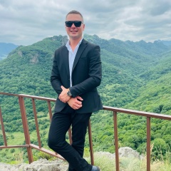 Влад Лысенко