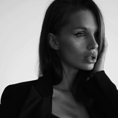 Лили Джеймс, 13.03.1990, Montréal