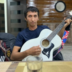 Sultonmurod Arifxanovich, Туркестан