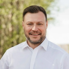 Василий Аверьянов