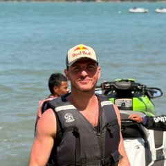 Рубен Самвелович, 04.04, Санкт-Петербург