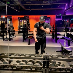 Максат Тыныбеков, 14.10, Москва