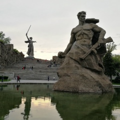 Игорь Ларионов