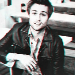 Ryan Grabeel, 25.09, New York City