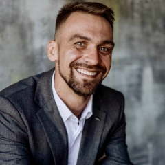 Дмитрий Коваленко