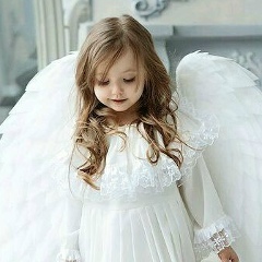 Алена Хмелёва, Тюмень