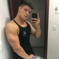 Макс Давыдов