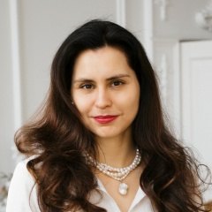 Рената Плохушко, Москва