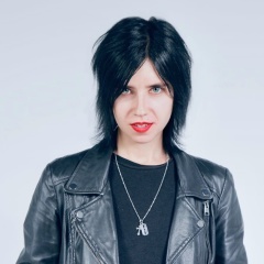 Алена Акулова