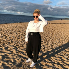 Yanka Velikaya, Санкт-Петербург