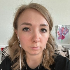 Оля Козлова, Москва