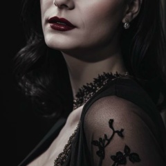 Кира Александрова