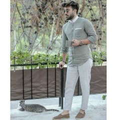 Batikan Batı, 11.02, Praha