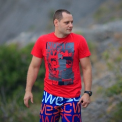 Александр Якушин